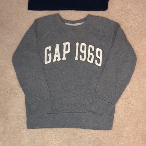 Kids Vintage GAP Crewnecks - Picture 4 of 10